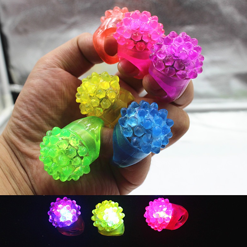 LED Light Up Ring Bumpy Rings  - Led Ring Light 18 recensie en prijs